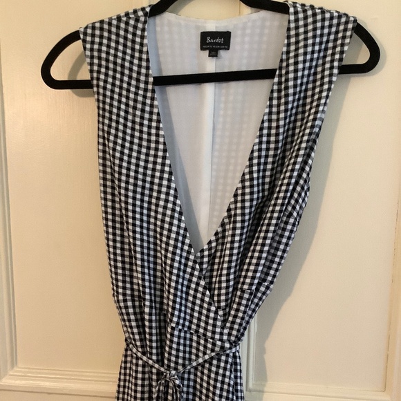 Bardot Black/White Wrap Asymmetric Dress 8  NWOT - Picture 2 of 7